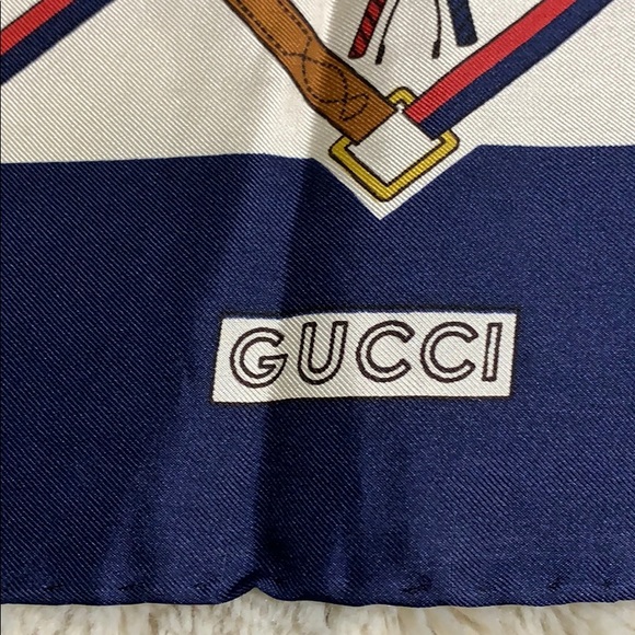 GUCCI LACROSSE SILK SCARF - VINTAGE - Picture 6 of 8